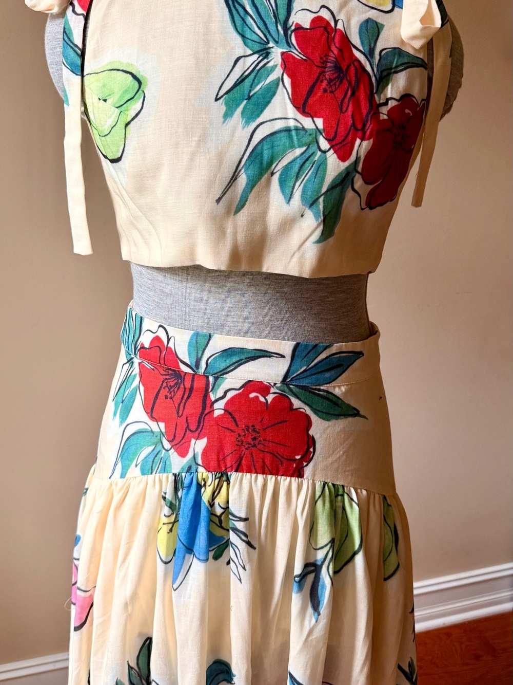 The Vintage Shop Cream Floral 2-piece Maxi Dress with Red & Green Accents - Picture 11 of 11